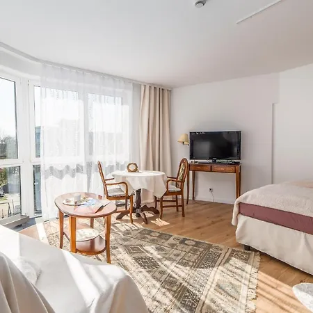 Apartament Sun Kolobrzeg Apartment Exterior photo